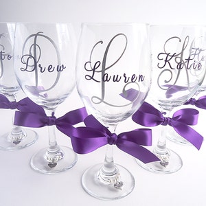 5 Bridesmaid wine glasses bridal party gift set personalized wedding wine glasses