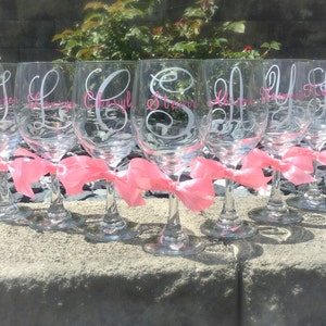 Bridesmaid wine glasses bridal party gift set personalized wedding wine glasses