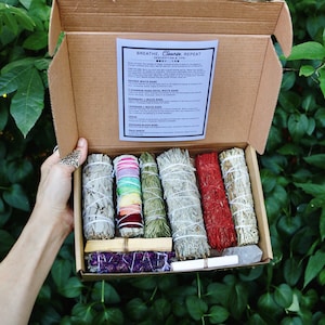 Sage Smudge Stick Variety Sampler Kit gift box, Cedar, White Sage, Mugwort black sage, blue sage, Lavendar Sage and 7 chakra sage, Gemstone