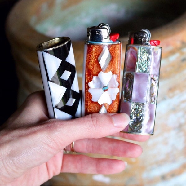 Estuche para encendedor elegante, estuche para encendedor plateado con concha de abulón, funda para encendedor personalizada, funda para encendedor con piedras preciosas, estuches para encendedor al por mayor