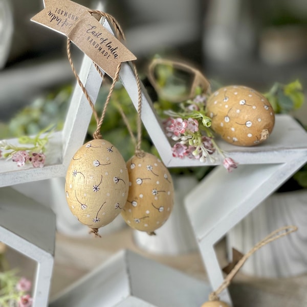 Dandelion Hanging Wooden Egg