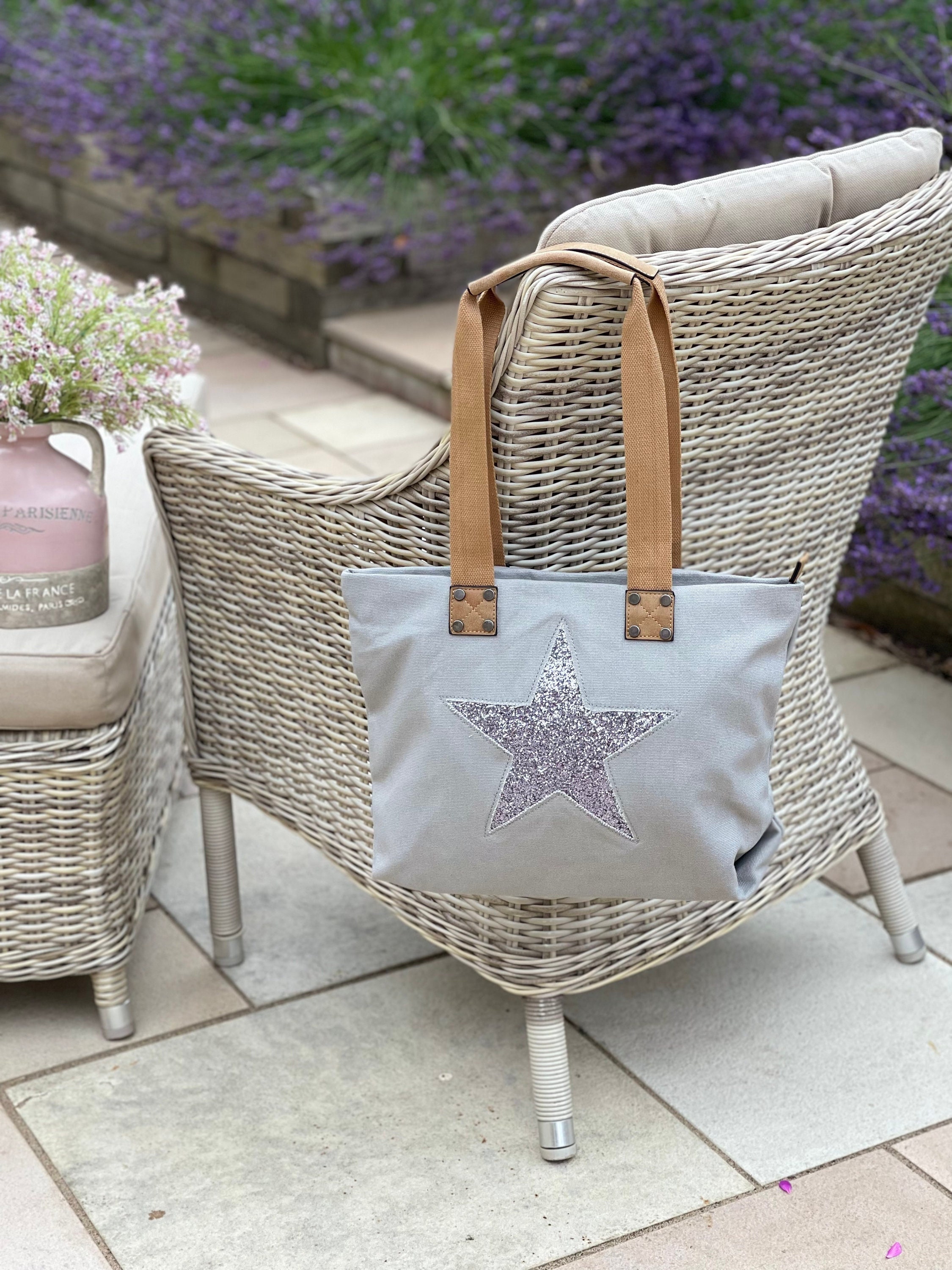 Supreme Chip Bag – Glitzy Glamour Designs