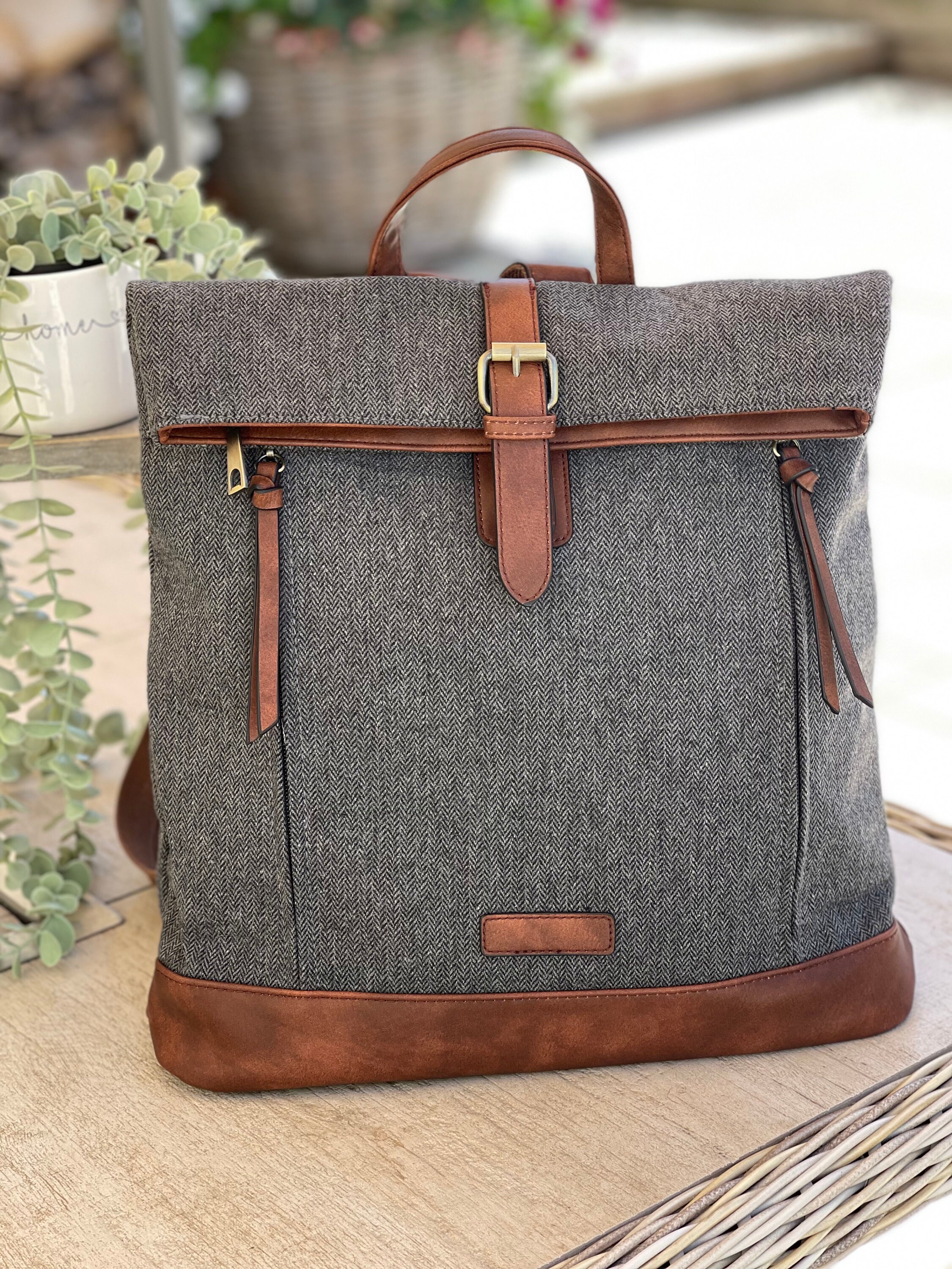Grey canvas backpack hotsell