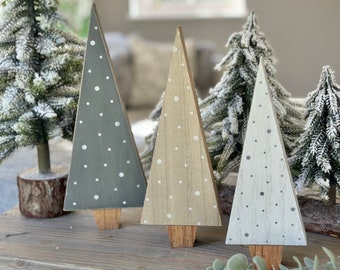 East of India Wooden Christmas Tree - Available in 3 designs