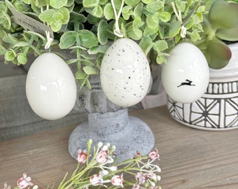 Huevos de Pascua de Porcelana Blanca Colgantes - 3 Diseños