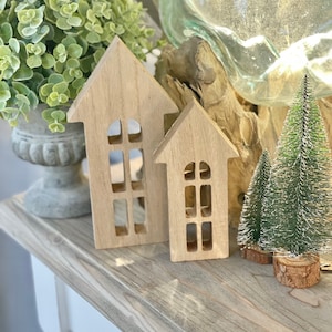 Set of 2 Wooden Houses