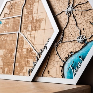 HolzKunst, Holz Stadt karte, Laser sechseckige Karte, Holz Weltkarte mit Meer, Laser cut Karte, Custom Holz Karte, Laser Karte, Holz Gravur Wand Dekor