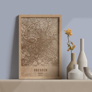Carte en bois de Dresde, Allemagne. Carte vintage personnalisée gravée au laser 3D. Art du bois. Gravure sur bois personnalisée d’une ville du monde. Décoration intérieure