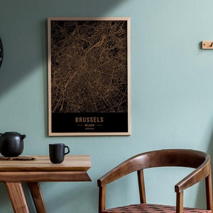 Carte en bois de Bruxelles, Belgique. Carte vintage gravée au laser 3D. L’art du bois. Gravure sur bois personnalisée d’une ville du monde. Décoration à la maison