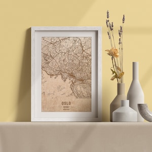 Carte en bois d’Oslo, Norvège. Carte vintage gravée au laser 3D. L’art du bois. Gravure sur bois personnalisée d’une ville du monde. Décoration à la maison