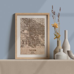 Carte en bois de Tucson, Arizona. Carte vintage gravée au laser 3D. L’art du bois. Ville de gravure sur bois personnalisée du monde. Décoration à la maison