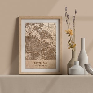 Carte en bois d’Amsterdam, Pays-Bas. Carte vintage gravée au laser 3D. L’art du bois. Ville de gravure sur bois personnalisée du monde. Décor de la maison.