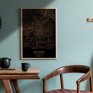 Carte en bois de Raleigh, Caroline du Nord. Carte vintage gravée au laser 3D. L’art du bois. Ville de gravure sur bois personnalisée du monde. Décoration à la maison