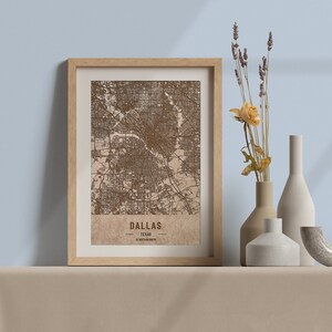 Carte en bois de Dallas, Texas. Carte vintage gravée au laser 3D. L’art du bois. Ville de gravure sur bois personnalisée du monde. Décoration à la maison