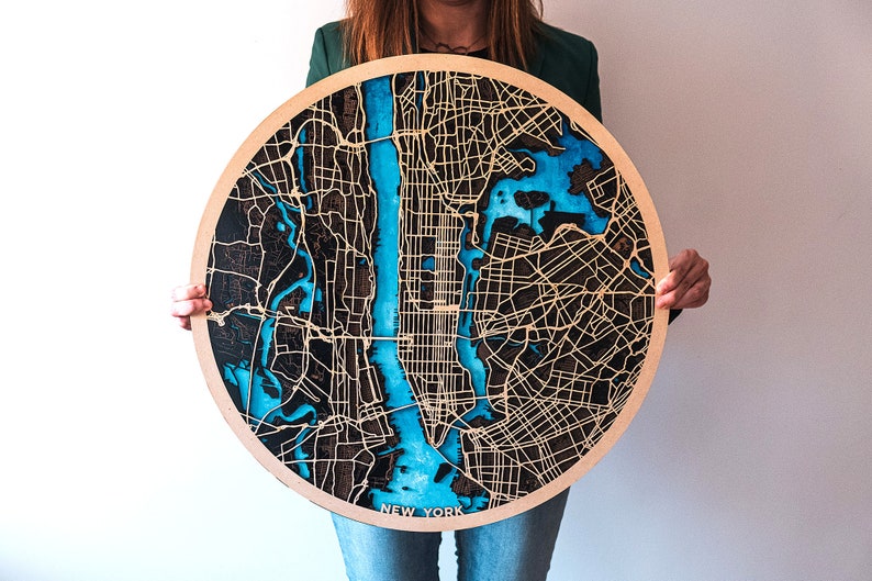 Mapa circular de madera cortado a laser de una ciudad personalizada. Arte mapa en madera. Mapa grabado laser. Decoración con mapas. image 8