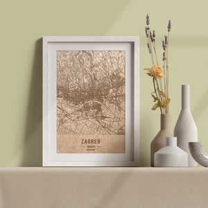 Mapa de madeira de Zagreb, Croácia. Mapa vintage personalizado gravado a laser em 3D. Arte em madeira. Xilogravura personalizada de uma cidade do mundo. Decoração de casa
