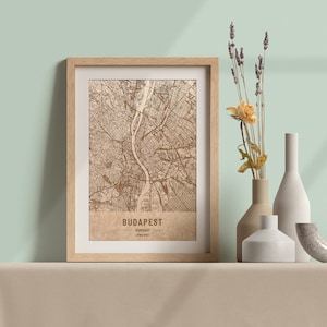 Houten kaart van Boedapest, Hongarije. 3D laser gegraveerde aangepaste vintage kaart. Houtkunst. Gepersonaliseerde houtsnede van een stad van de wereld. Interieur thuis