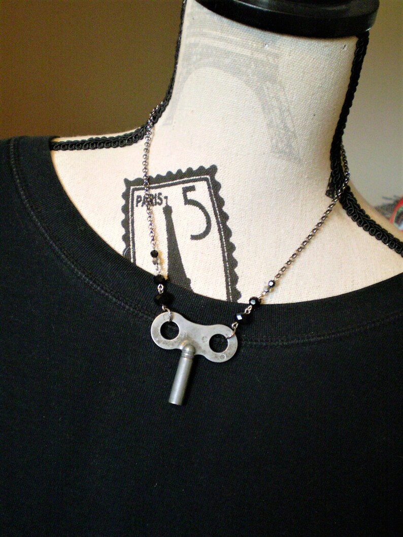 repurposed gunmetal short necklace industrial hardware Goth unique Steampunk Vintage Clock Key /& Jet Black Crystal Choker Necklace