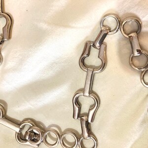 Vintage 1970s bright silver Snaffle Bit chain necklace w/ hook closure, 18 in L