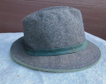 Vintage Men's London Fog 100% British Wool Charcoal Gray Fedora, size 7-7.5, USA