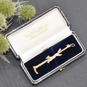 Pin akcji Running Fox
