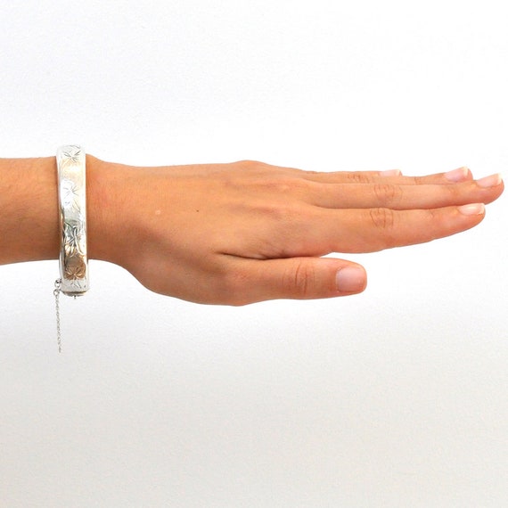 Silver Leaf Pattern Bangle - image 6
