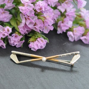 Golf Club Brooch