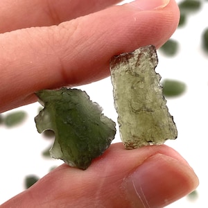 ONE Genuine Moldavite Czech Republic moldavite specimen, tektite, moldavite, authentic moldavite, real moldavite, Czech moldavite image 9
