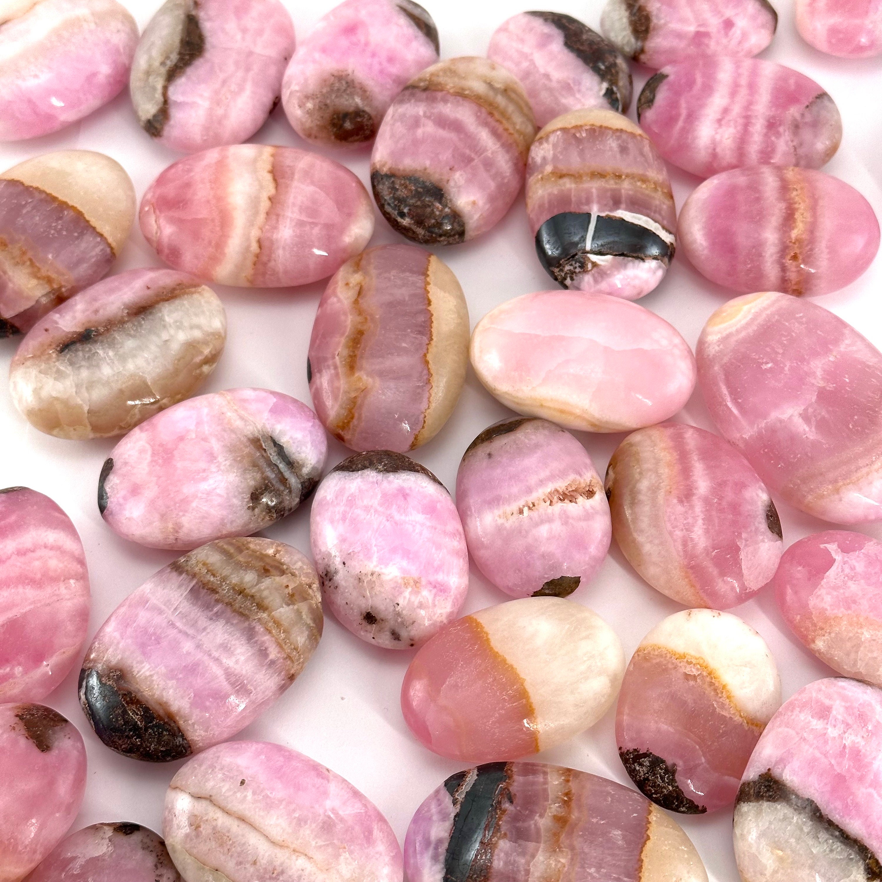 ピンクアラゴナイトパームストーン｜天然研磨クリスタル ウォーリー