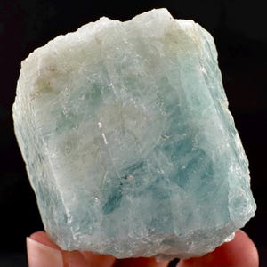 Aquamarine (Pakistan) | natural aquamarine crystal, mineral specimen
