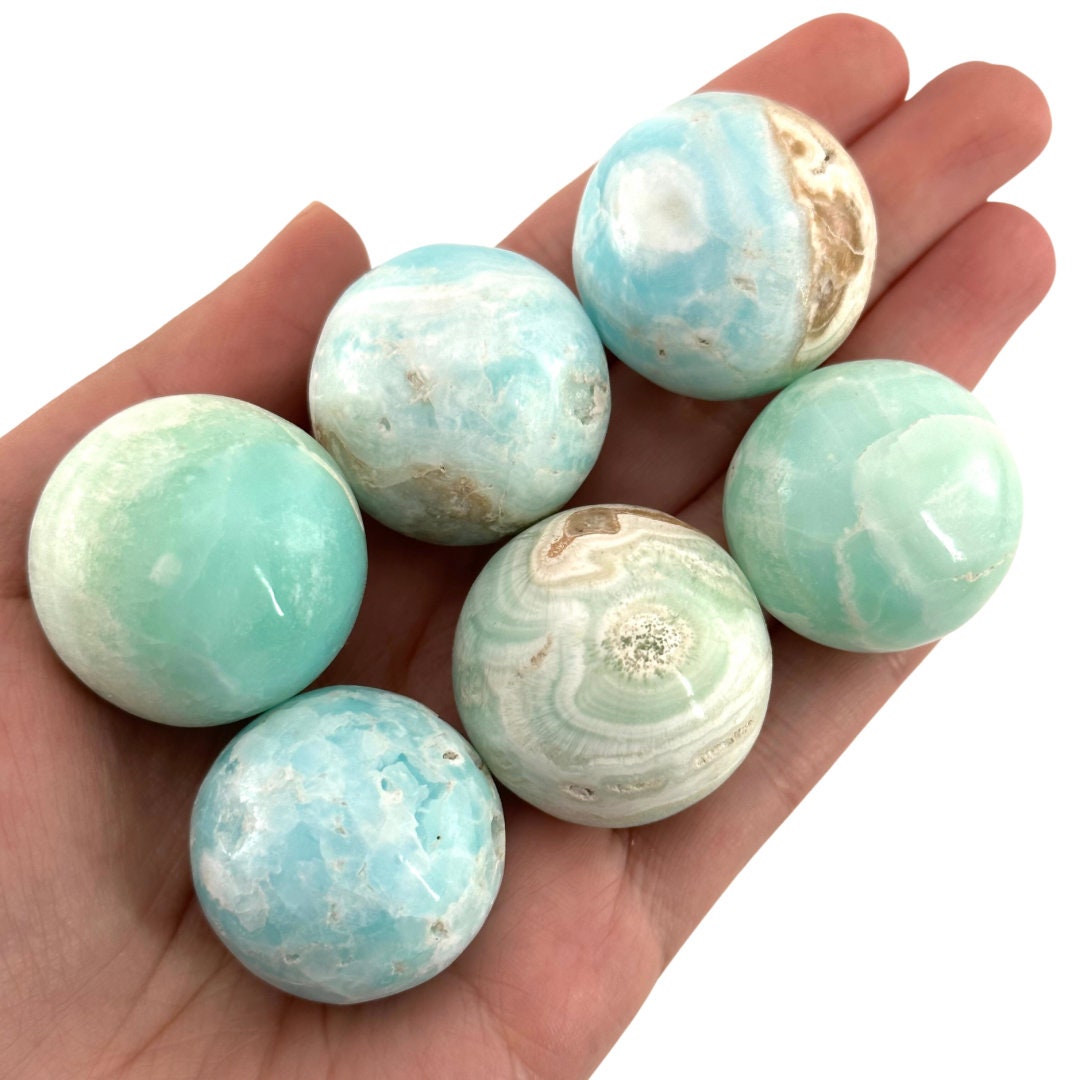 カリビアンブルーカルサイトスフィア | 水晶玉、研磨された天然宝石