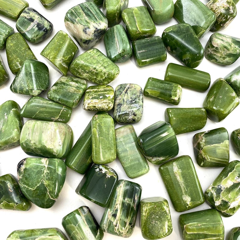 Rare ONE tumbled tremolite, natural tremolite, polished tremolite, green tremolite tumble, tremolite crystal image 4