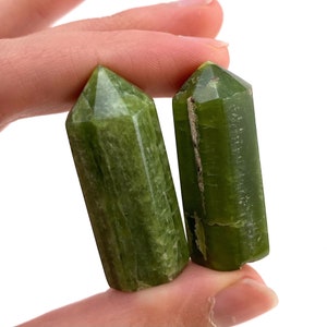 Rare Tremolite Point, green tremolite tower, crystal point, green tremolite crystal, polished tremolite image 9