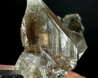 Cerussite (Tsumeb, Namibia) | cerussite crystal, mineral specimen
