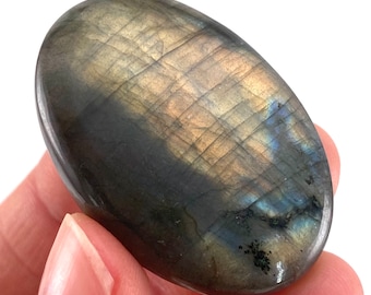 Flashy Labradorite Cabochon | Gemstone Crystal (38 x 26 mm)
