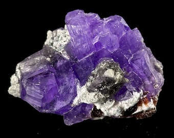 Coquimbit | violetter Kristall, seltenes Mineralienexemplar aus Italien