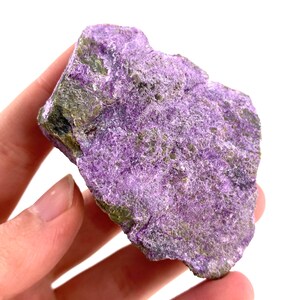 Raw Stichtite (South Africa), purple stichtite, stichtite