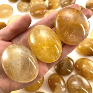 Golden Healer Quartz Palm Stone | Polished Yellow Crystal Worry Stone (Crown Chakra)
