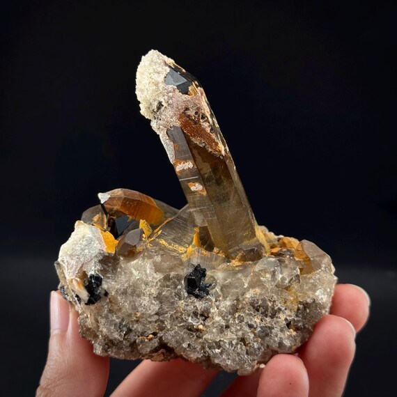 ナミビア エロンゴ産 スモーキークォーツとハイアライトオパール