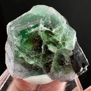 蛍石とブラックトルマリン | ロリポップポケット、グリーン原石の結晶