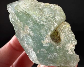 Beryll (Varietät Aquamarin) | natürlicher blauer Kristall, Mineralienexemplar aus Namibia
