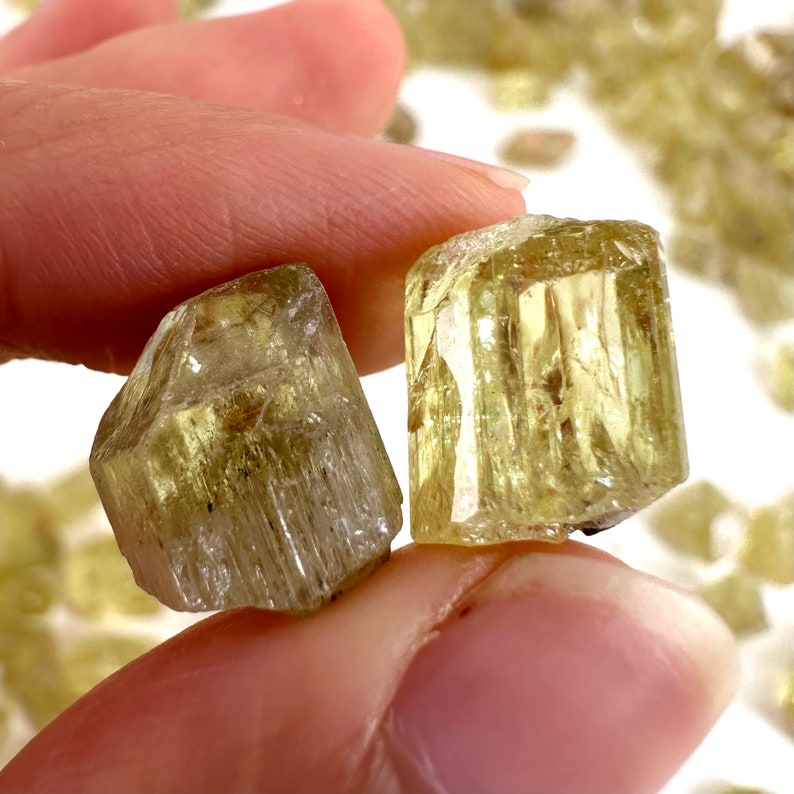 ONE Golden Apatite Mexico raw apatite, natural yellow apatite, apatite crystal, mineral specimen, golden apatite crystal image 3