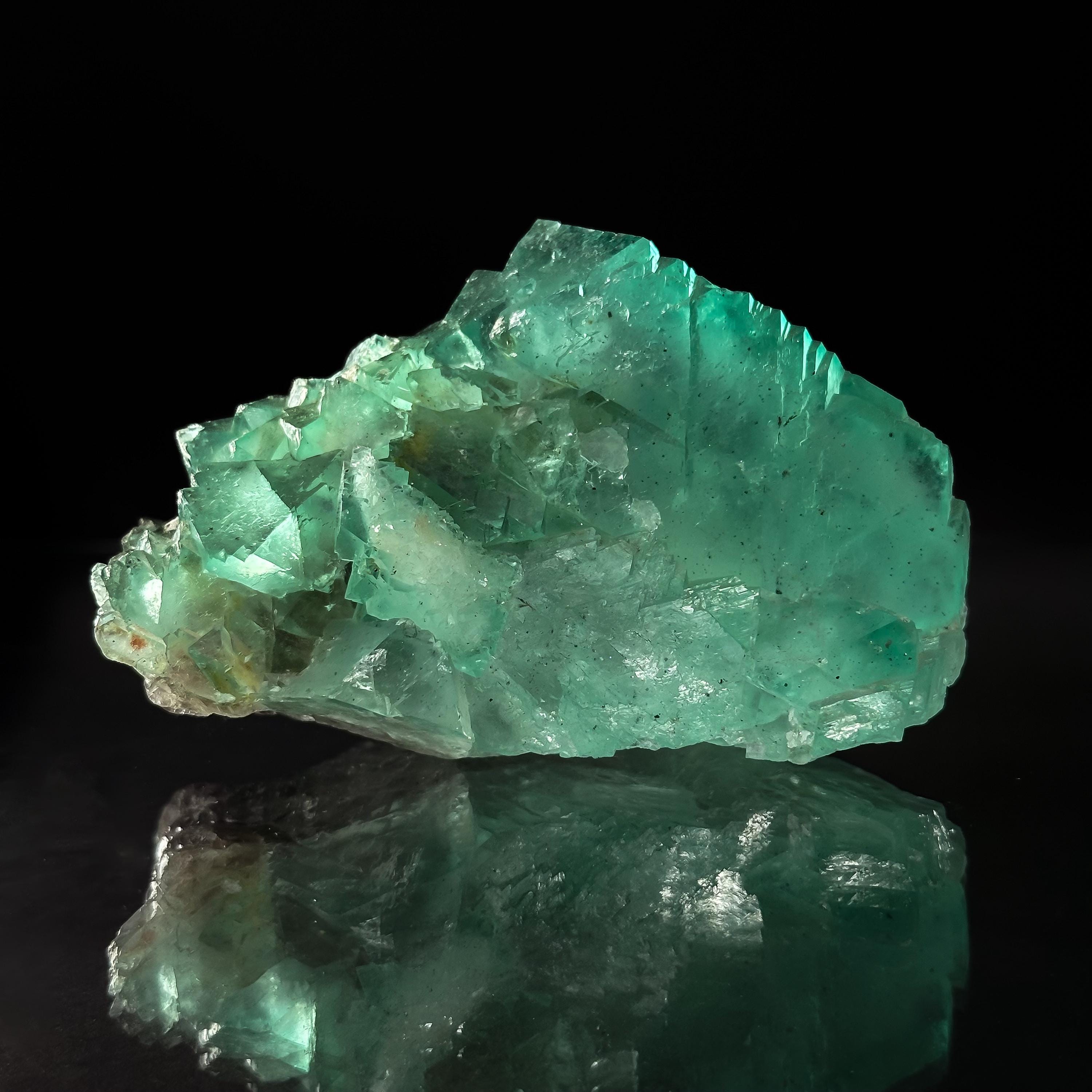 緑色の石英に蛍石 リームヴァスマーク蛍石 | 緑色八面体蛍石結晶クラスター、鉱物標本