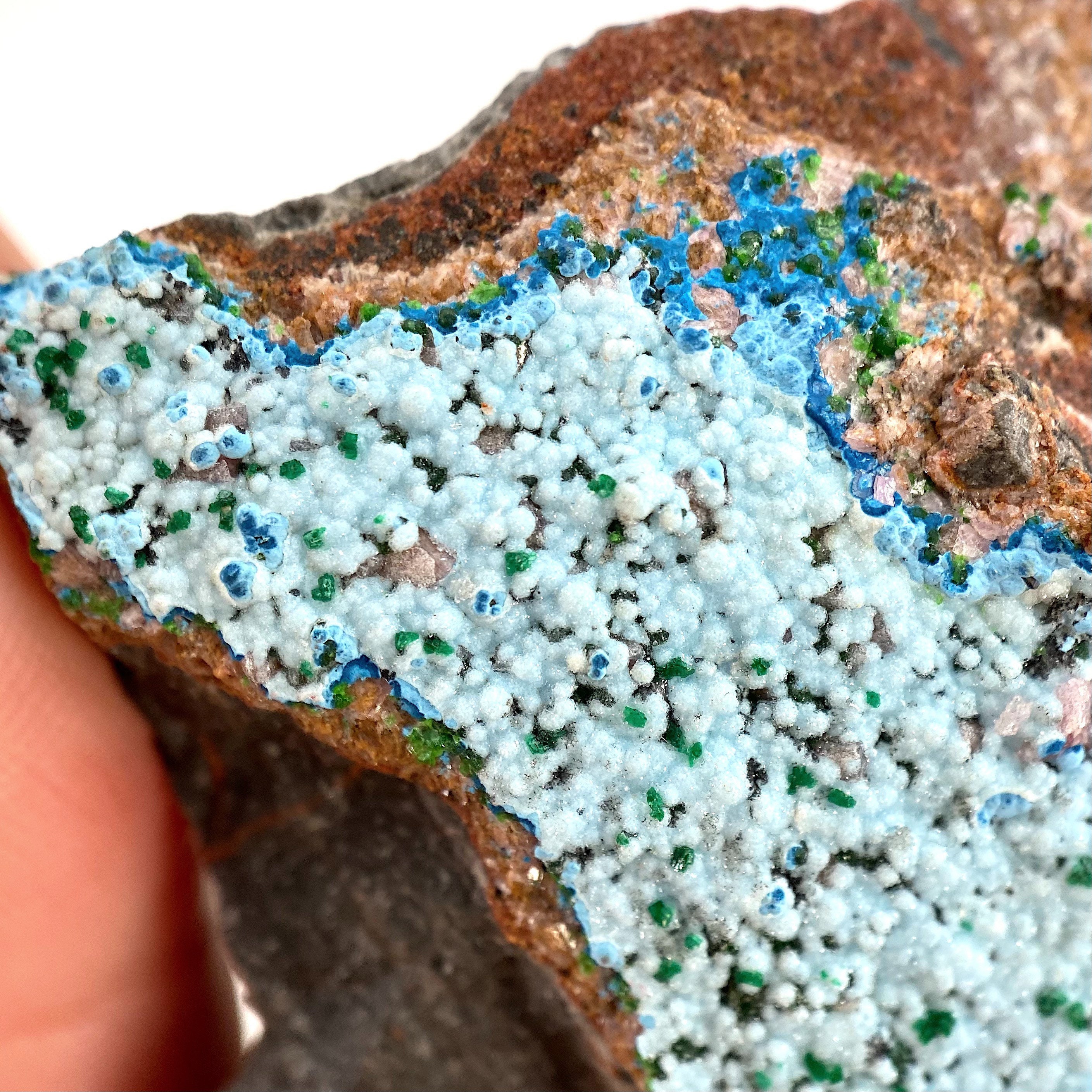 ドゥルージークリソコラ（コバルト方解石とマラカイト入り）｜天然原石