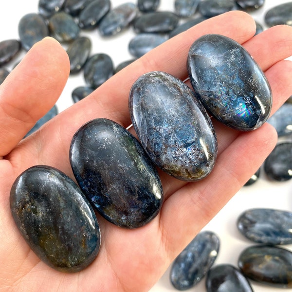 Blue Kyanite Palm stone, kyanite palmstone, pocket stone, worry stone, blue kyanite, kyanite crystal