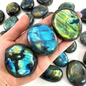 AAA Flashy Labradorite Palm Stone | Polished Madagascar Crystal Worry Stone (Third Eye Chakra)