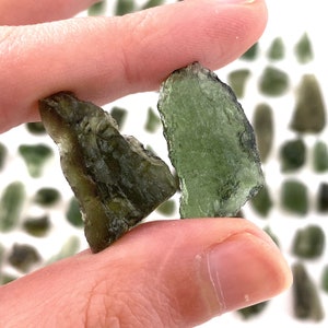 ONE Genuine Moldavite Czech Republic moldavite specimen, tektite, moldavite, authentic moldavite, real moldavite, Czech moldavite image 5