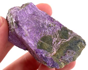 Raw Stichtite (South Africa), purple stichtite, stichtite