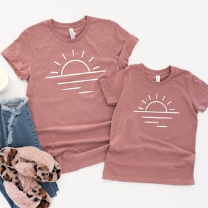 Passende Mama und mich Hemden, Mutter und Tochter, Sommer Hemden, Mutter von Mädchen Hemden, du bist mein Sonnenschein, Mädchen Mutter Geschenke, Geburtstagsgeschenke
