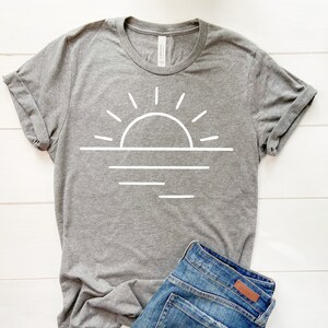 Strandtröja, present till bästa vän, resetröja för kvinnor, vårkläder, solskenströja, strandkläder för kvinnor, sommartröja, mjuk och bekväm t-shirt bild 1